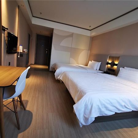 Hanting Hotel Changzhou Railway Station Екстериор снимка
