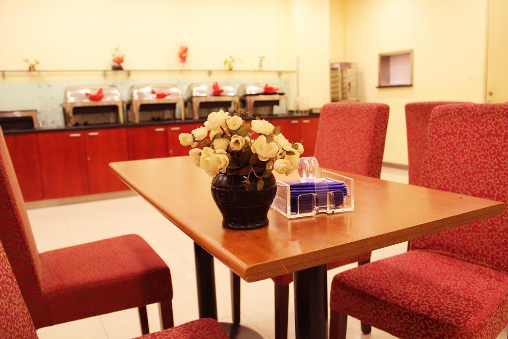 Hanting Hotel Changzhou Railway Station Стая снимка